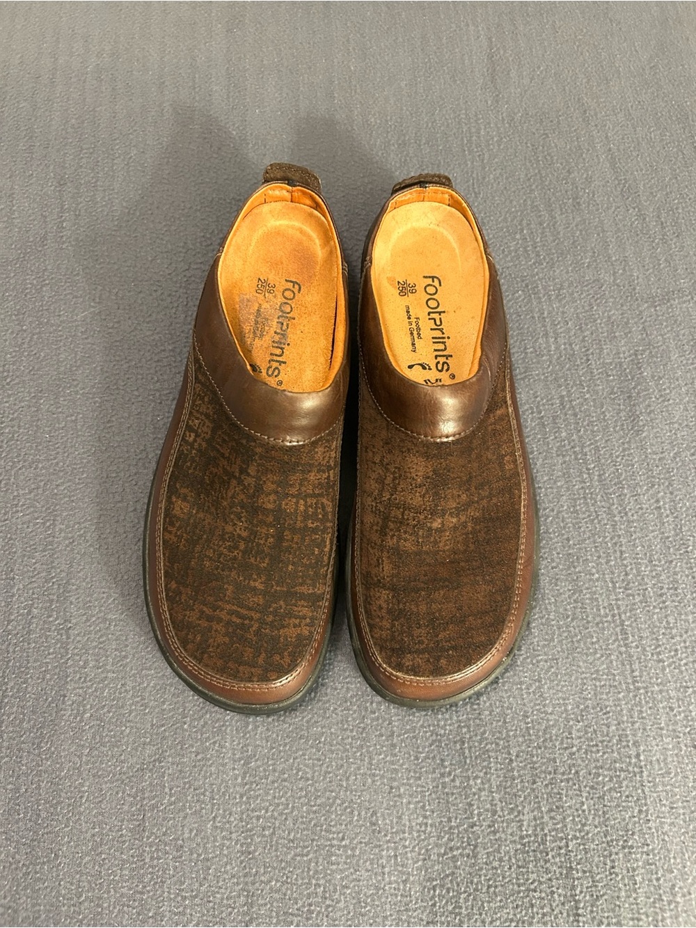 Birkenstock Women's Brown Slip-On Clog Mules US size 8